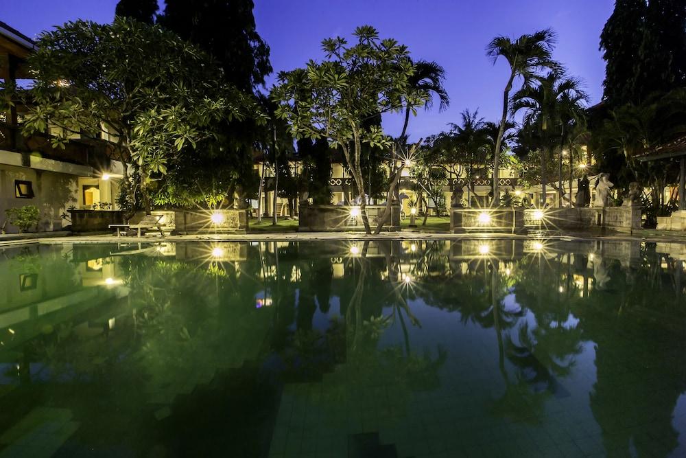 Bali Bungalo Hotel Kuta  Exterior photo