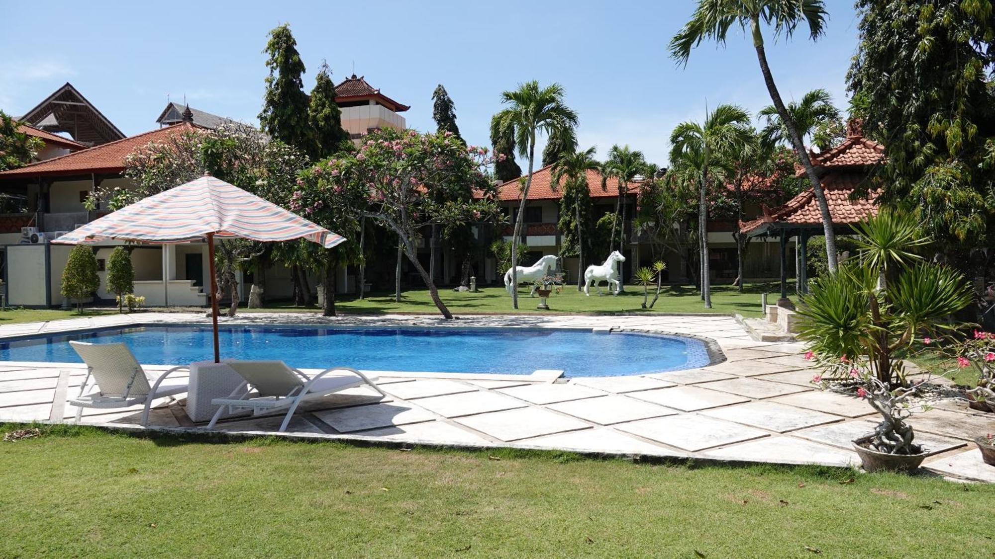 Bali Bungalo Hotel Kuta  Exterior photo