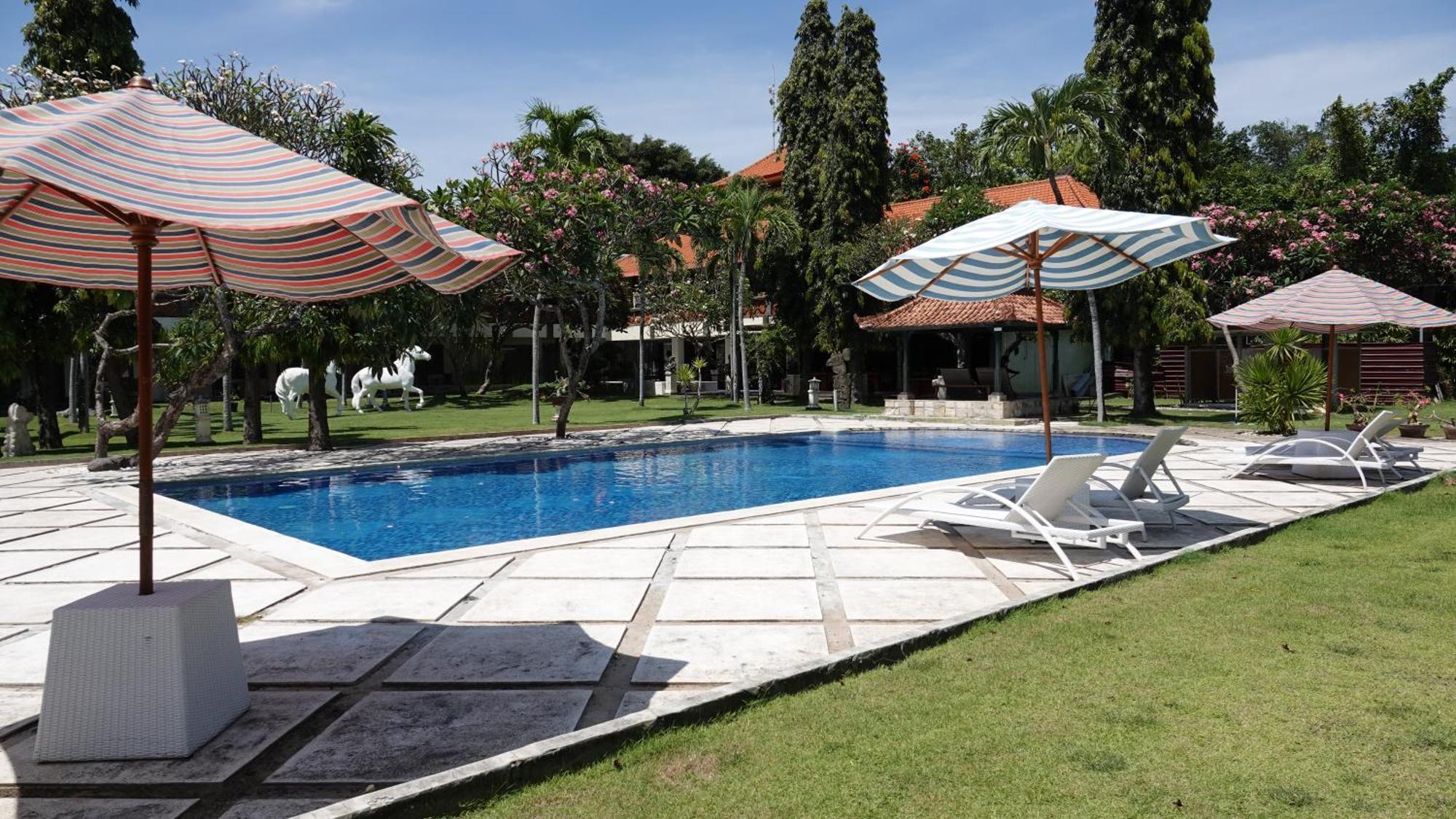 Bali Bungalo Hotel Kuta  Exterior photo