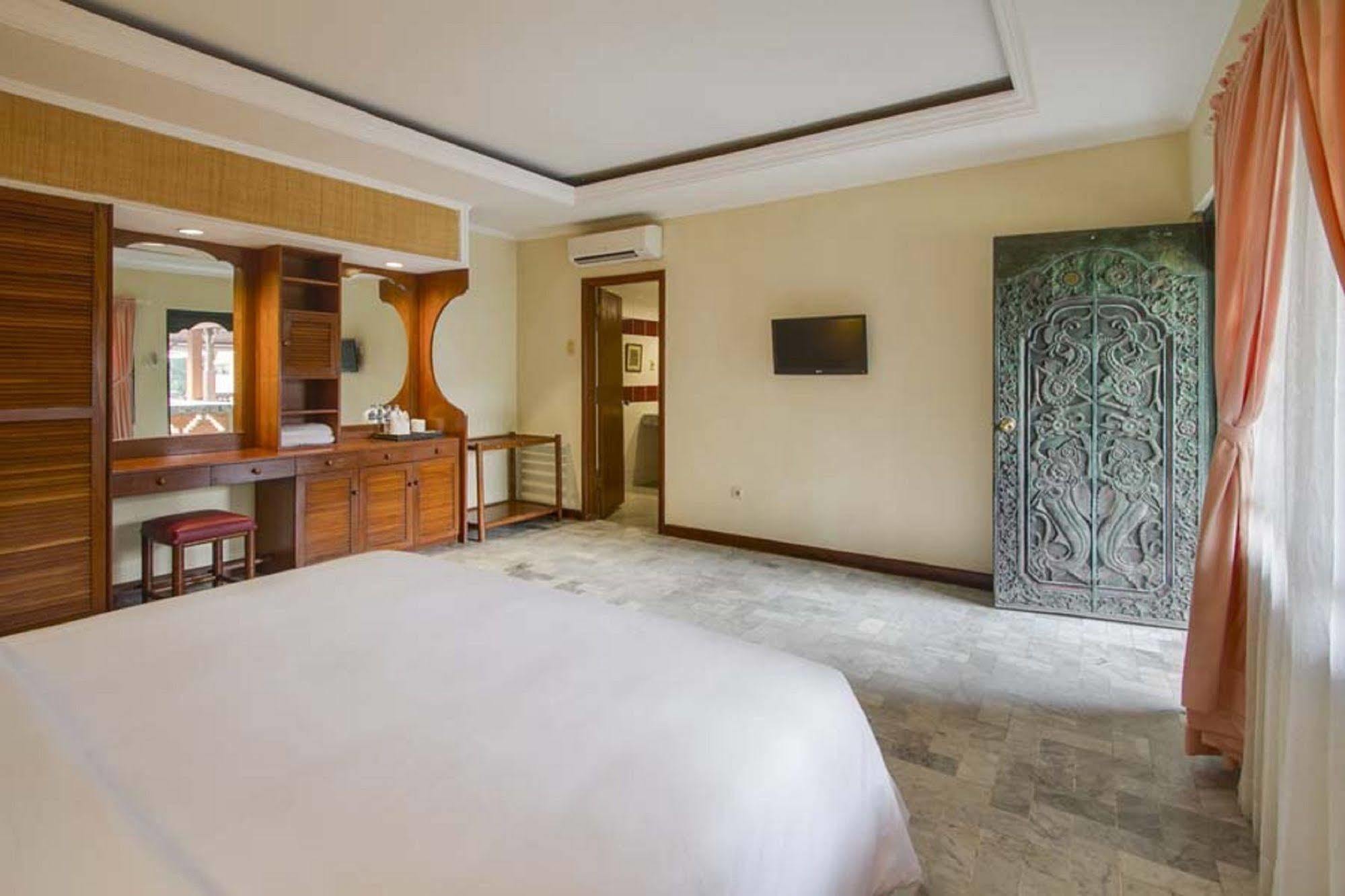 Bali Bungalo Hotel Kuta  Exterior photo